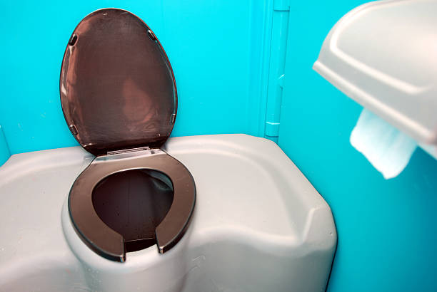 Best Portable restroom trailer rental  in Montgomery, IL