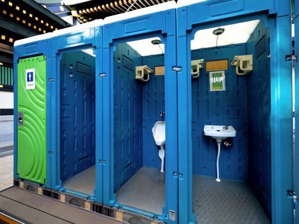 Best Construction site porta potty rental  in Montgomery, IL